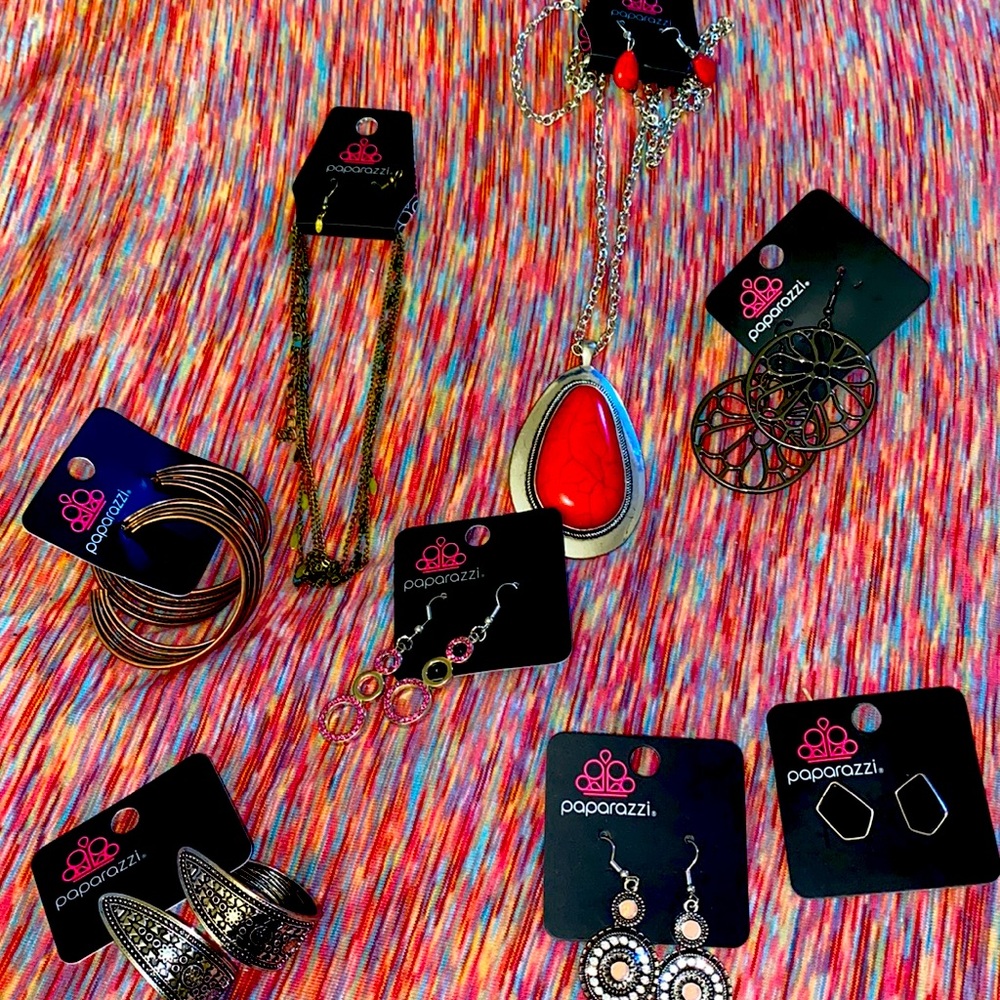 Lot of jewelry